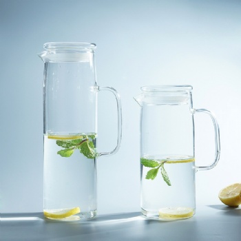 glass pitcher with wooden lid,metal lid or glass lid B05230009