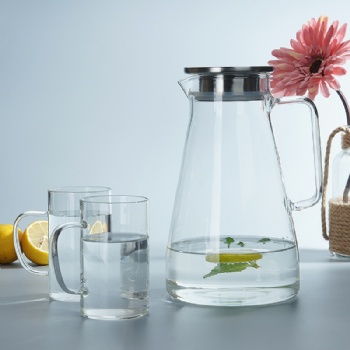  B63050008 glass pitcher with SS lid	