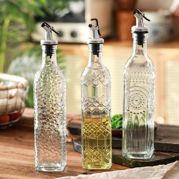  B53020091 oil & vinegar bottle with salt &pepper set	
