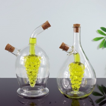 B53050003，4 oil and vinegar bottle borosilicate glass